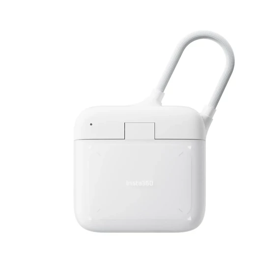Insta360 2-in-1 Card Reader + Case