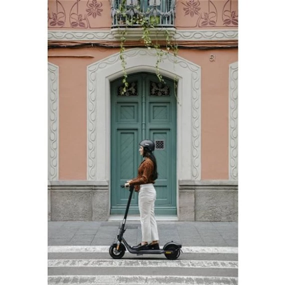 Ninebot KickScooter F2